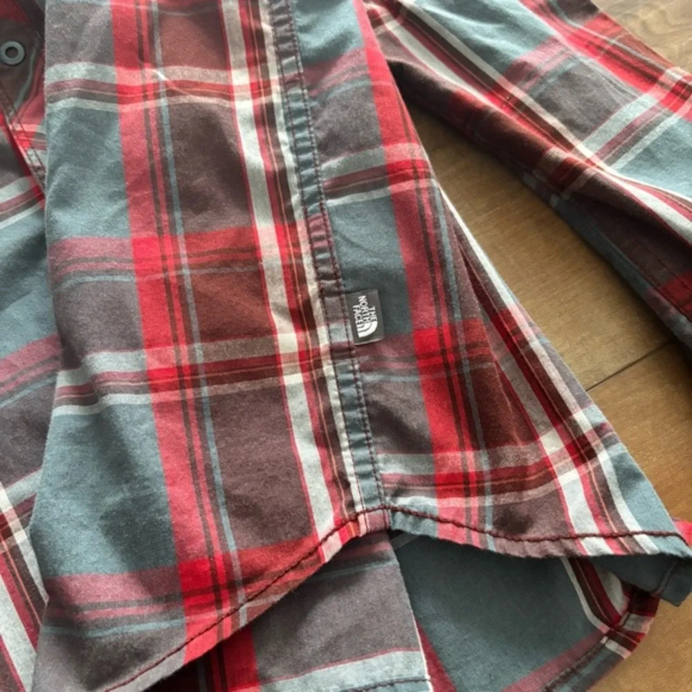 The‎ North Face Red Blue Plaid Snap Button Up Long Sleeve Casual Shirt Men Sz Lg